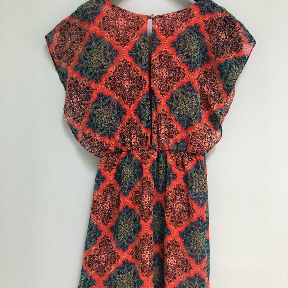 Patterned Dress - Picture 3 of 3